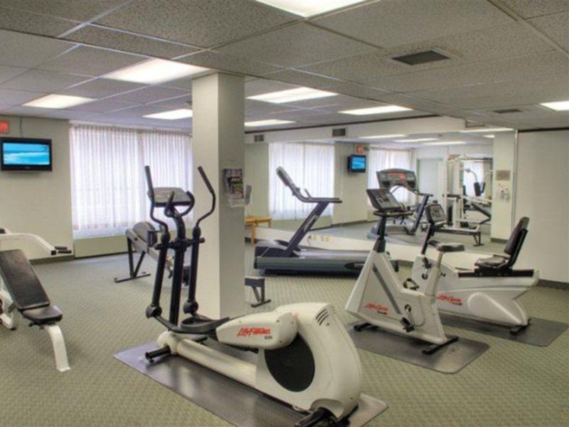Best Western Plus Carlton Plaza Hotel Виктория Екстериор снимка