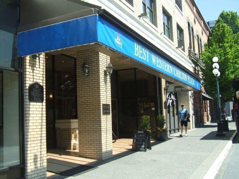 Best Western Plus Carlton Plaza Hotel Виктория Екстериор снимка