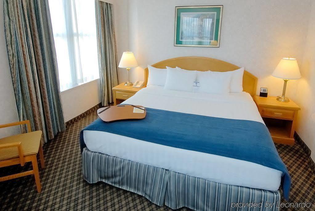 Best Western Plus Carlton Plaza Hotel Виктория Стая снимка