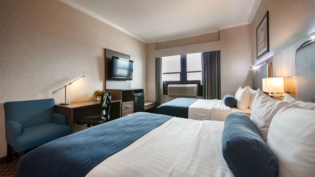 Best Western Plus Carlton Plaza Hotel Виктория Екстериор снимка