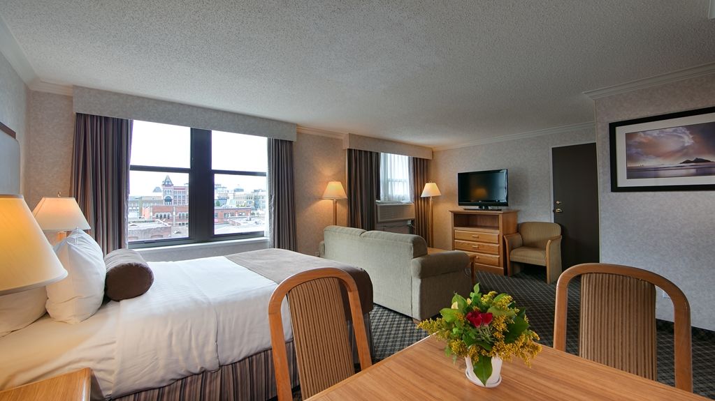 Best Western Plus Carlton Plaza Hotel Виктория Екстериор снимка