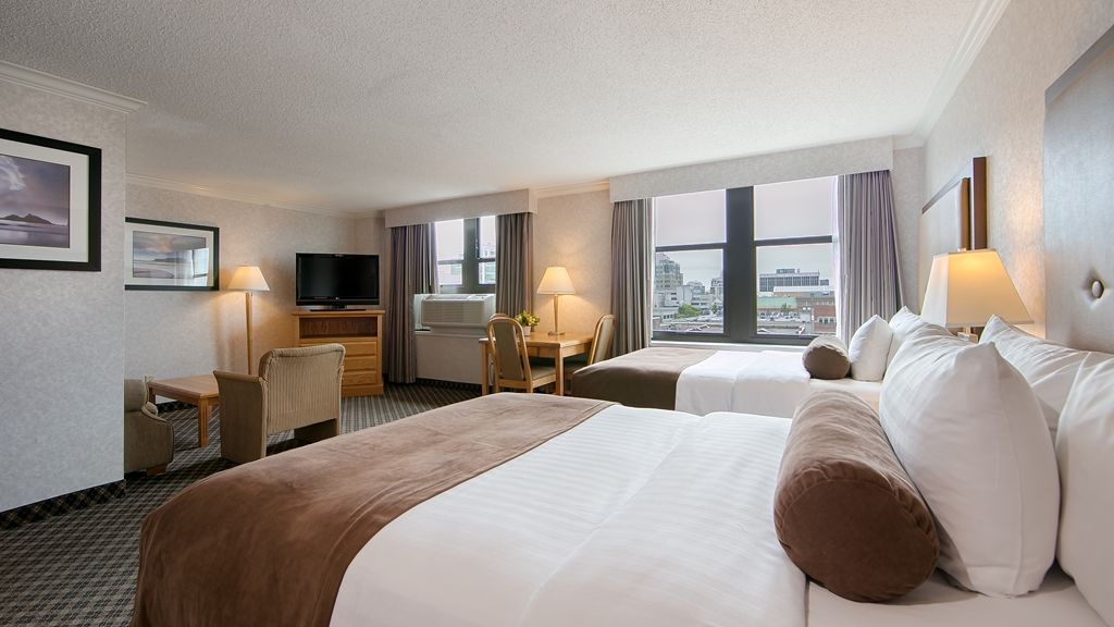 Best Western Plus Carlton Plaza Hotel Виктория Екстериор снимка